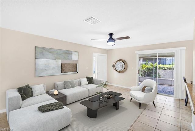 3276 Royal Canadian TRCE 2, Fort Myers, FL 33907