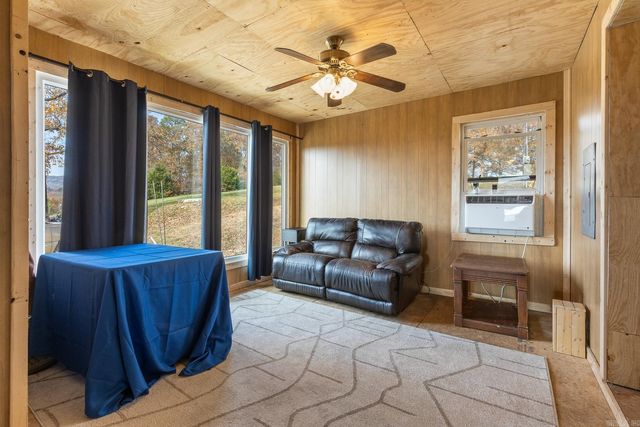 491 NC 4303, Hasty, AR 72640