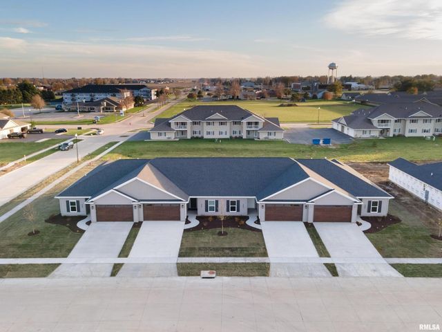 361 E Donahue Street, Eldridge, IA 52748