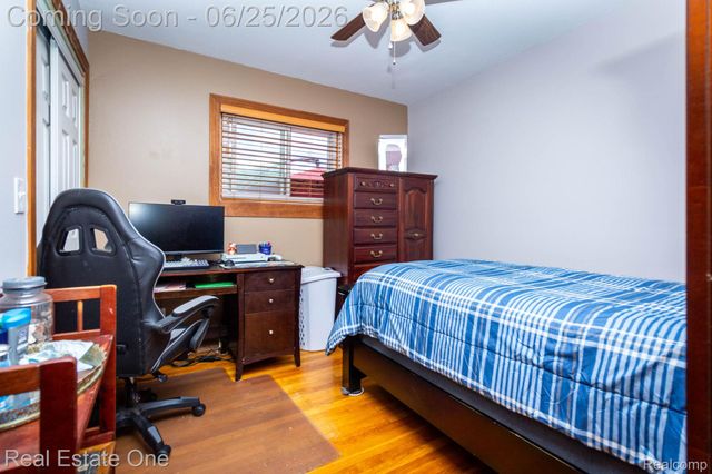 220 Winry Drive, Rochester Hills, MI 48307