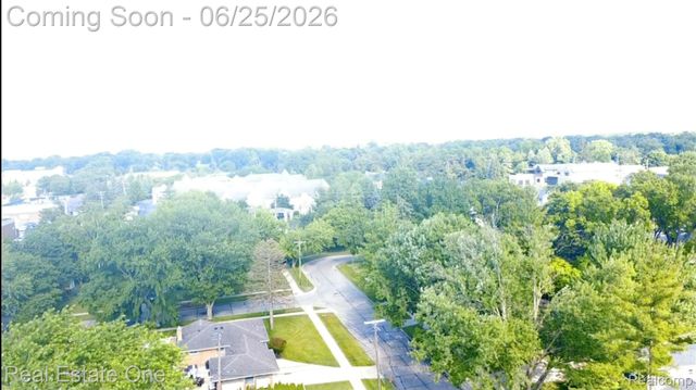220 Winry Drive, Rochester Hills, MI 48307