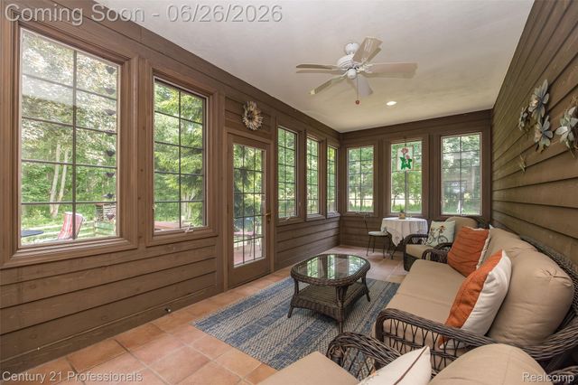 9200 Fox Hollow Road, Independence Charter Township, MI 48348
