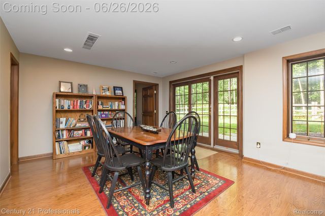 9200 Fox Hollow Road, Independence Charter Township, MI 48348