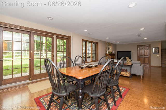 9200 Fox Hollow Road, Independence Charter Township, MI 48348