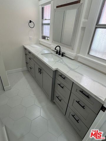 241 N Park View Street 243, Los Angeles, CA 90026