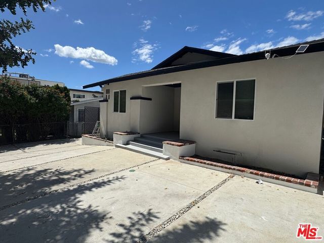 241 N Park View Street 243, Los Angeles, CA 90026