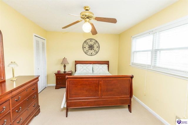 1526 Sanders Lane, Louisville, KY 40216