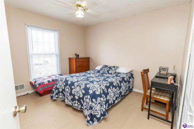 1526 Sanders Lane, Louisville, KY 40216