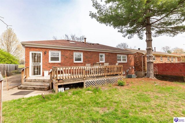 1526 Sanders Lane, Louisville, KY 40216