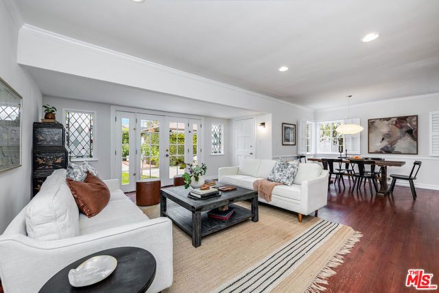 3345 Virginia Avenue, Santa Monica, CA 90404