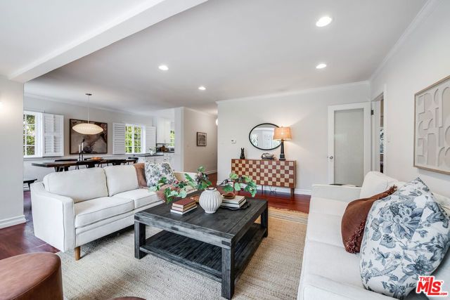 3345 Virginia Avenue, Santa Monica, CA 90404