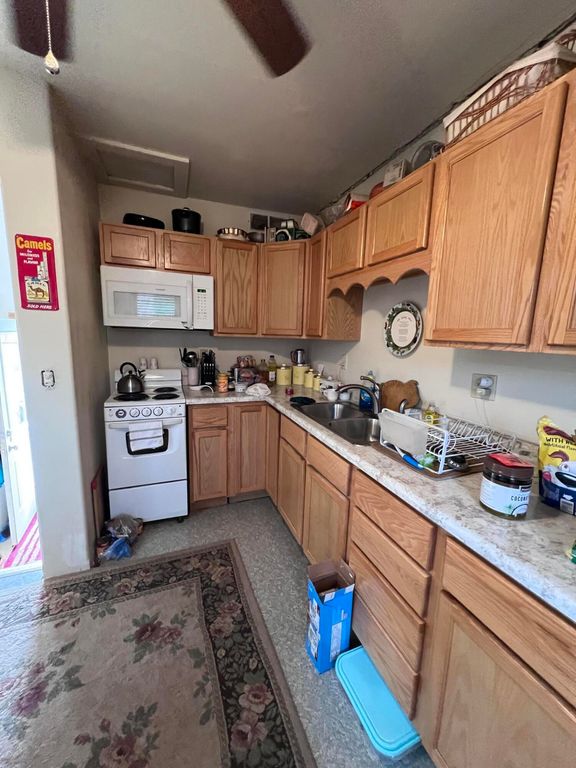 220 Garfield ST, Wolf Point, MT 59201 photo 4