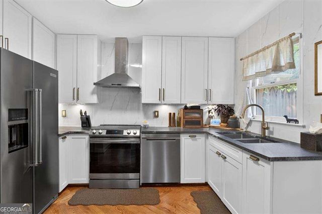 272 Windsor Parkway NE, Atlanta, GA 30342