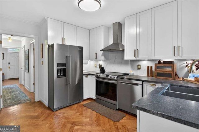 272 Windsor Parkway NE, Atlanta, GA 30342