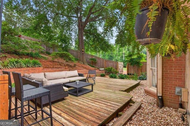 272 Windsor Parkway NE, Atlanta, GA 30342