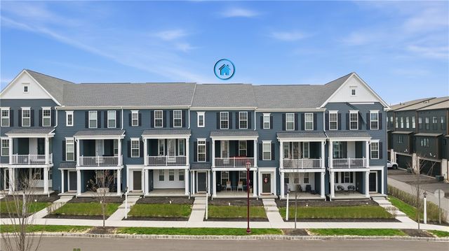318 Harlequin St, Cranberry Twp, PA 16066