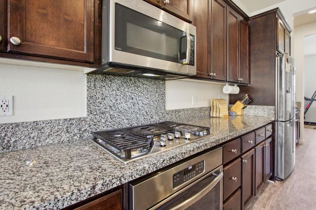 10361 Dynamic Way, Elk Grove, CA 95757