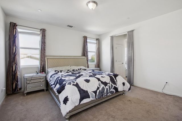 10361 Dynamic Way, Elk Grove, CA 95757