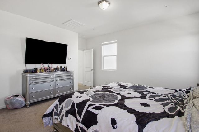 10361 Dynamic Way, Elk Grove, CA 95757