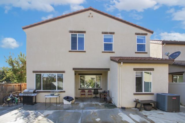 10361 Dynamic Way, Elk Grove, CA 95757