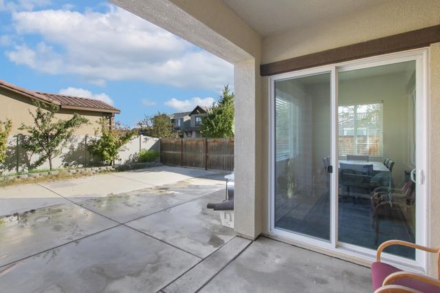 10361 Dynamic Way, Elk Grove, CA 95757