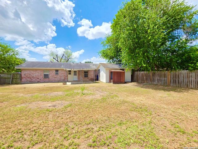 7203 Westshire Dr., San Antonio, TX 78227