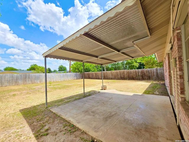 7203 Westshire Dr., San Antonio, TX 78227
