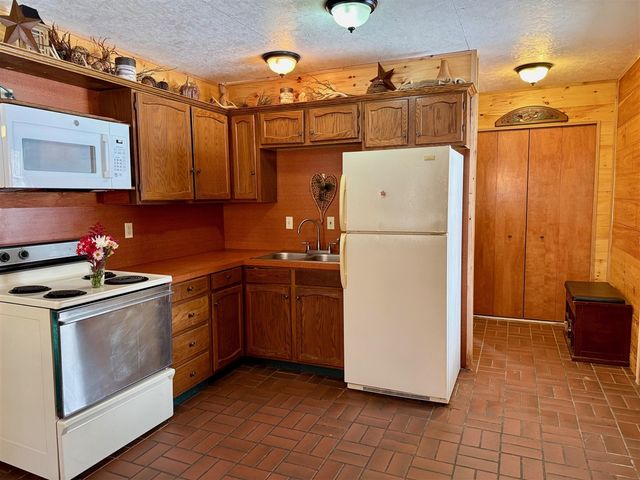 11164 N Merrillville Road, Irons, MI 49644