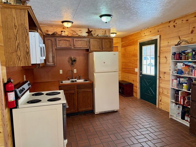 11164 N Merrillville Road, Irons, MI 49644