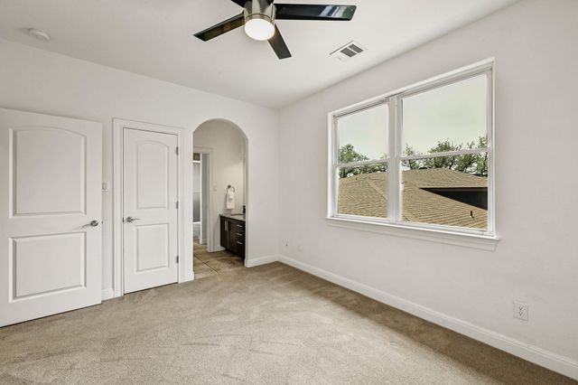 9402 Springwood DR, Austin, TX 78750