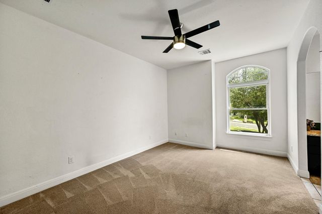 9402 Springwood DR, Austin, TX 78750