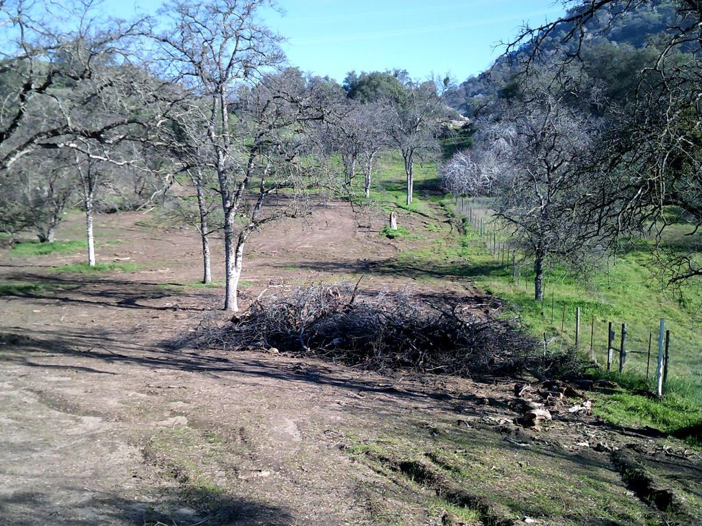 Image 18 of property listing at 38949 Roundtree Lane, Yokuts Valley, CA 93675