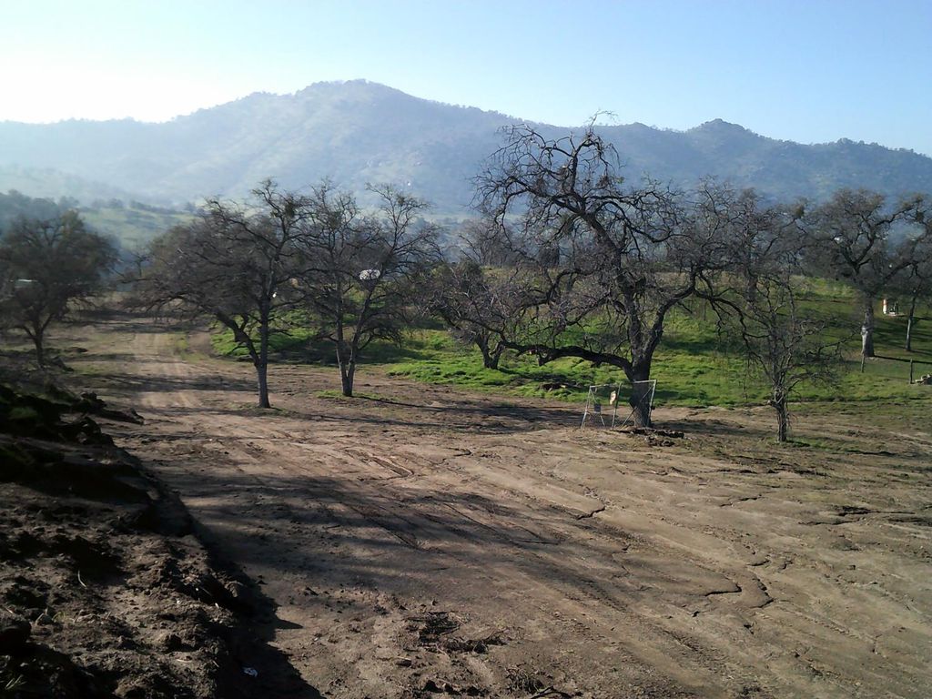 Image 26 of property listing at 38949 Roundtree Lane, Yokuts Valley, CA 93675