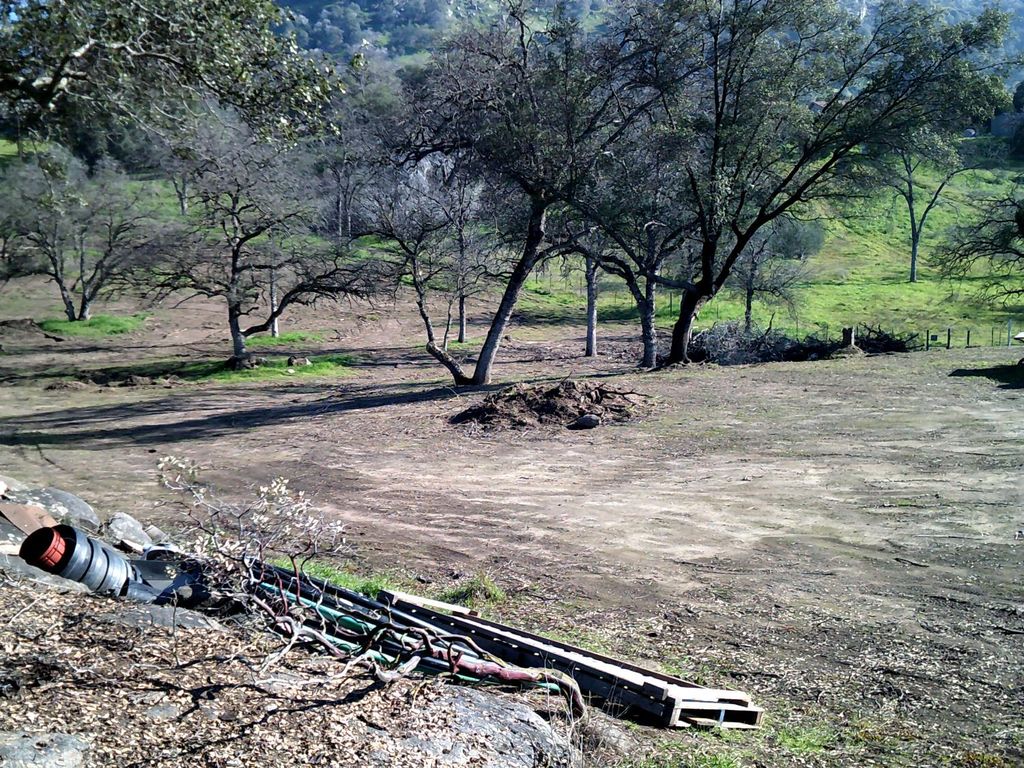 Image 8 of property listing at 38949 Roundtree Lane, Yokuts Valley, CA 93675