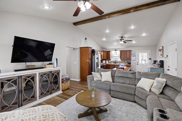 52 Roland Court, Pottsville, AR 72858