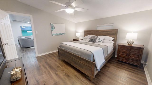 3703 Hartwood Drive, Granbury, TX 76049