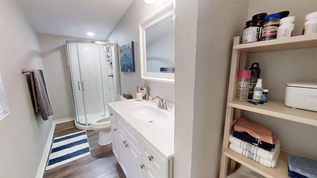 3703 Hartwood Drive, Granbury, TX 76049