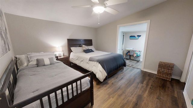 3703 Hartwood Drive, Granbury, TX 76049
