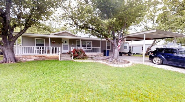 3703 Hartwood Drive, Granbury, TX 76049