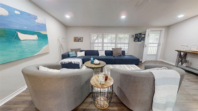 3703 Hartwood Drive, Granbury, TX 76049