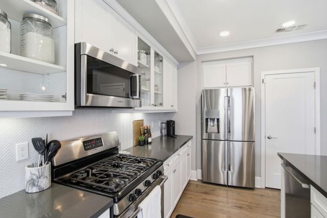 1069 Bigleaf Place 202, San Jose, CA 95131