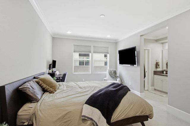 1069 Bigleaf Place 202, San Jose, CA 95131