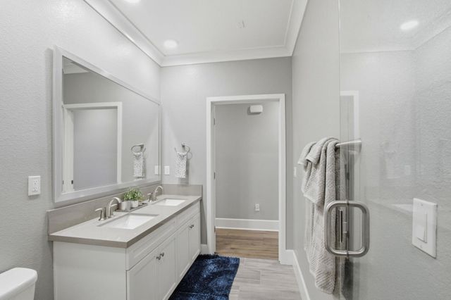 1069 Bigleaf Place 202, San Jose, CA 95131