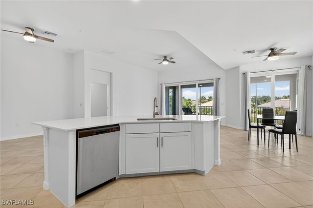 12041 Santaluz DR 202, Fort Myers, FL 33913