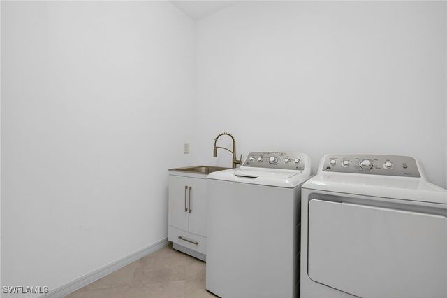 12041 Santaluz DR 202, Fort Myers, FL 33913