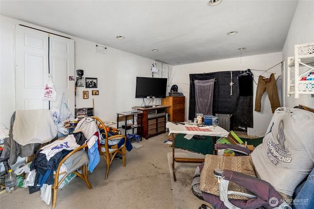 1445 S Cloverdale Street, Seattle, WA 98108