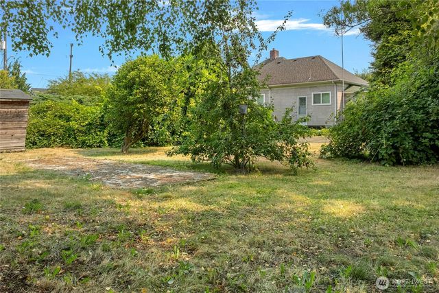 1445 S Cloverdale Street, Seattle, WA 98108