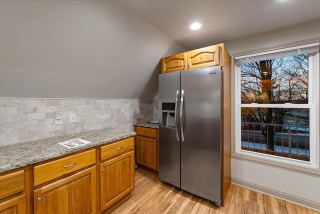 1050-1052 Arrowhead ROAD, Grafton, WI 53024