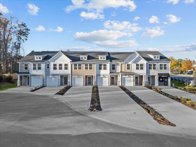 411 W Parima Court, Spartanburg, SC 29301