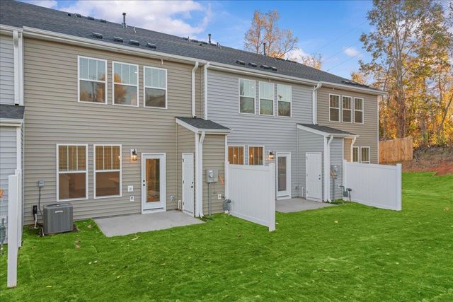 411 W Parima Court, Spartanburg, SC 29301